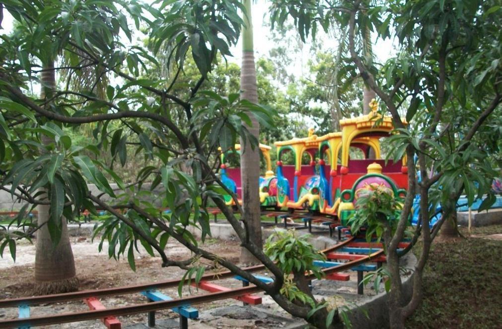7 Apple Resort Lonavala Dış mekan fotoğraf